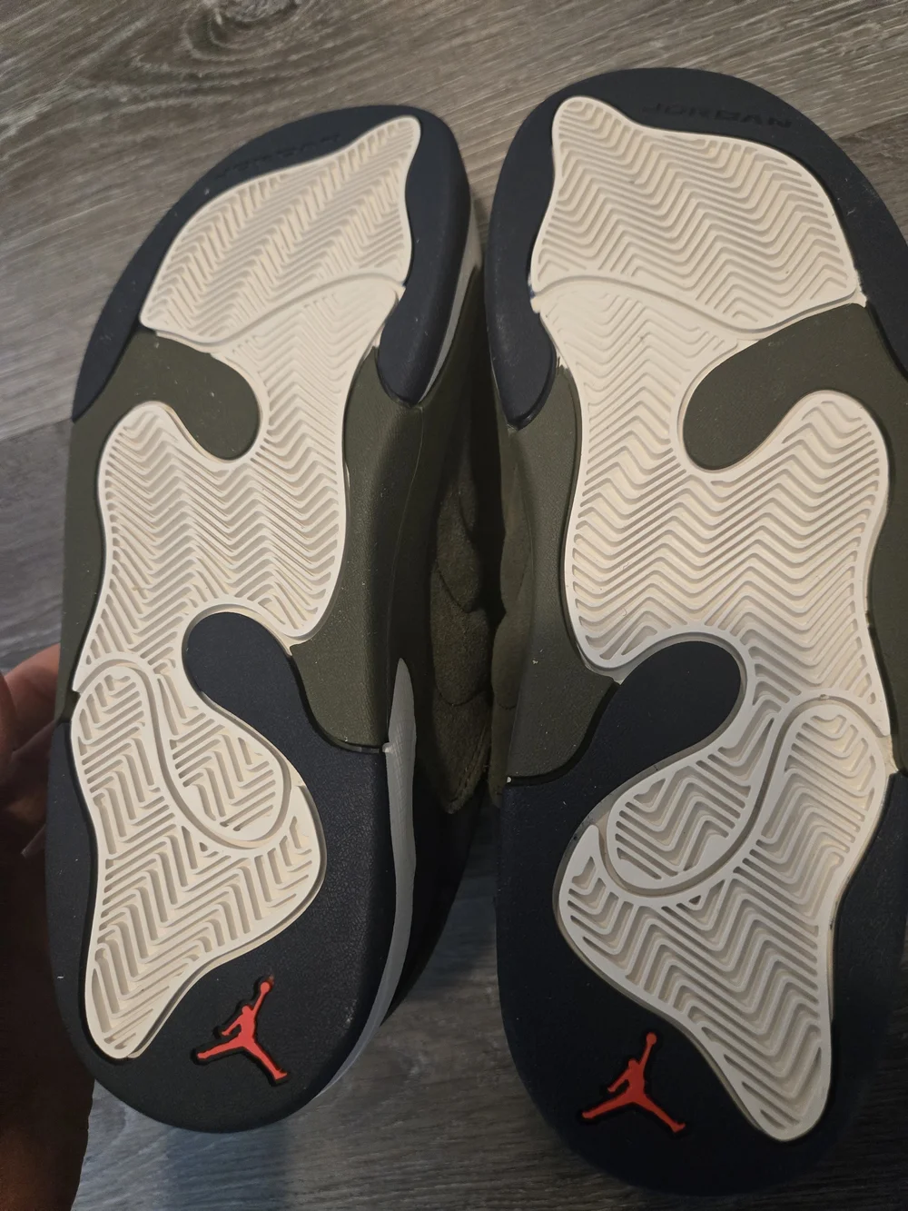Nike Air Jordan Flight Men’s Size 8.5 Olive Navy Suede NEW